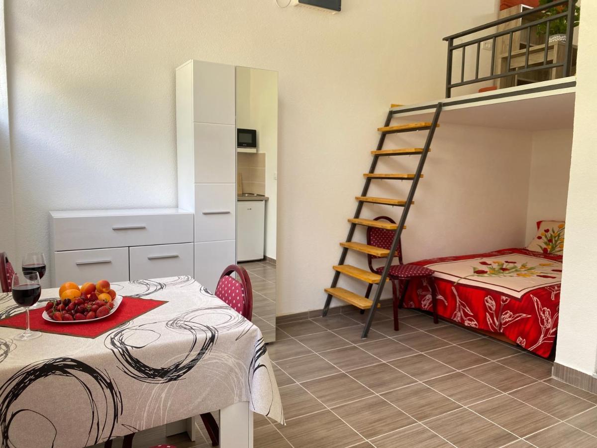 Sutomarina Apartments 수토모레 외부 사진